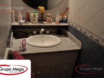 Excelente Casa 6 amb parque piscina 4 bños garage 2 autos - Paternal