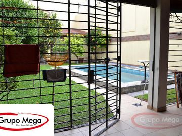 Excelente Casa 6 amb parque piscina 4 bños garage 2 autos - Paternal