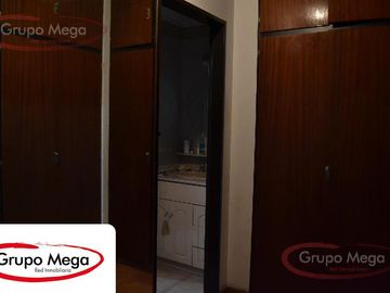 Excelente Casa 6 amb parque piscina 4 bños garage 2 autos - Paternal