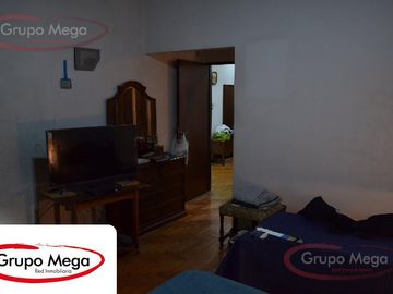 Excelente Casa 6 amb parque piscina 4 bños garage 2 autos - Paternal