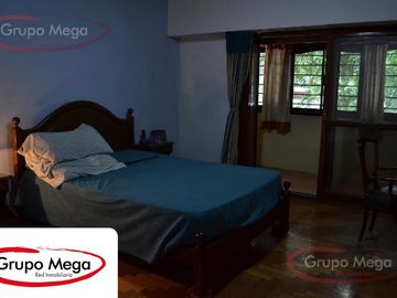 Excelente Casa 6 amb parque piscina 4 bños garage 2 autos - Paternal