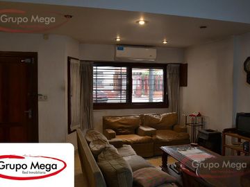 Excelente Casa 6 amb parque piscina 4 bños garage 2 autos - Paternal