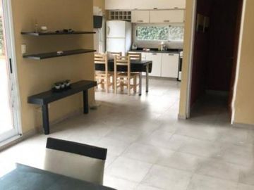 Casa en venta - 3 habitaciones 2 baños - pileta patio - 210mts2 - Esteban Echeverria
