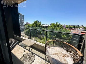 Departamento de dos ambientes con cochera,  en venta- Ituzaingó Sur