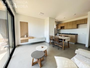 Departamento de dos ambientes con cochera,  en venta- Ituzaingó Sur