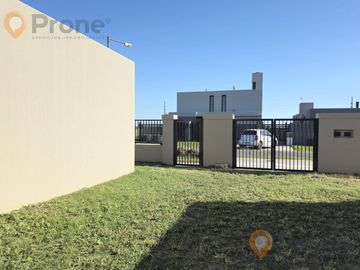 Casa en Funes
