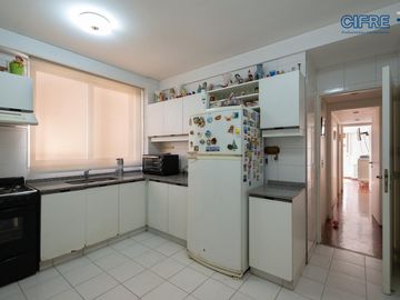 Departamento 3 amb   dependencia completa  3 baños Cochera fija cubierta Baulera