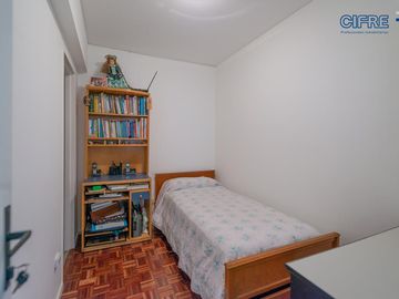 Departamento 3 amb   dependencia completa  3 baños Cochera fija cubierta Baulera