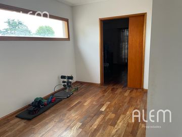 Excelente casa  en venta en Temperley Este | Lomas de Zamora
