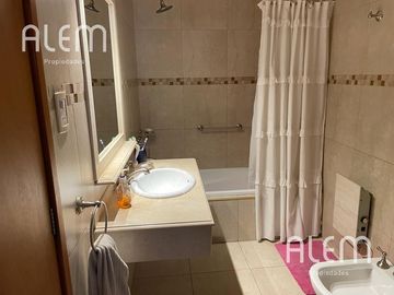 Excelente casa  en venta en Temperley Este | Lomas de Zamora