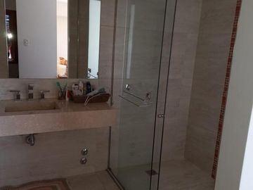 Excelente casa  en venta en Temperley Este | Lomas de Zamora
