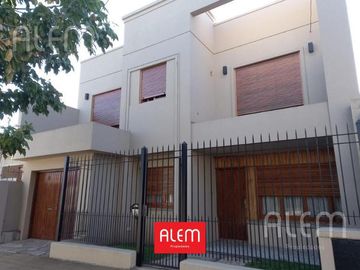 Excelente casa  en venta en Temperley Este | Lomas de Zamora