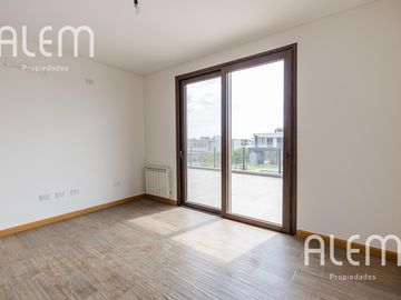 Casa en venta en Terralagos Canning