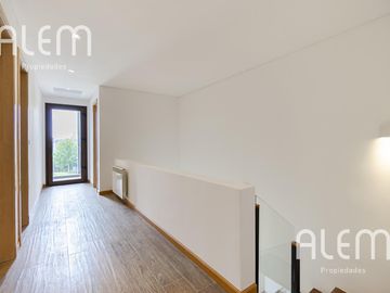 Casa en venta en Terralagos Canning