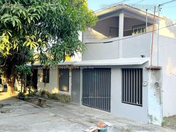 🏡Casa en Venta, En Col. Valente Díaz, por💲1,099,000.💰✨