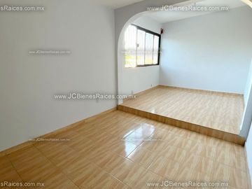 🏡Casa en Venta, En Col. Valente Díaz, por💲1,099,000.💰✨