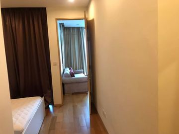 1 Bedroom Condo for sale at The Breeze Narathiwas