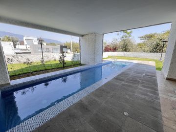 DEPARTAMENTO VENTA URB. VICTORIA CUMBAYA
