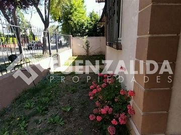 Casa en Venta en Av. Larrain/Lynch Sur