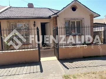 Casa en Venta en Av. Larrain/Lynch Sur