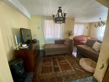 Casa en Venta en Cerca de Condell Sur
