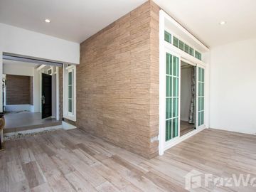 Luxurious 6BR Property in Serene Lake, Mae Hia, Chiang Mai