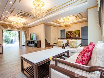 Luxurious 6BR Property in Serene Lake, Mae Hia, Chiang Mai