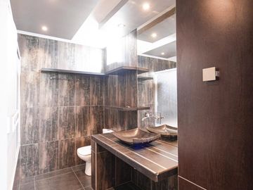LINDO DUPLEX CON GRAN TERRAZA  DOS DORMITORIOS EN VENTA EN MIRAFLORES
