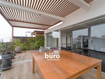 LINDO DUPLEX CON GRAN TERRAZA  DOS DORMITORIOS EN VENTA EN MIRAFLORES