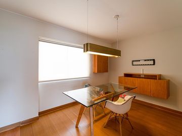 LINDO DUPLEX CON GRAN TERRAZA  DOS DORMITORIOS EN VENTA EN MIRAFLORES