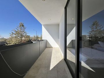 Casa con acabados PREMIUM en La ESPIGA GRAN JARDÍN