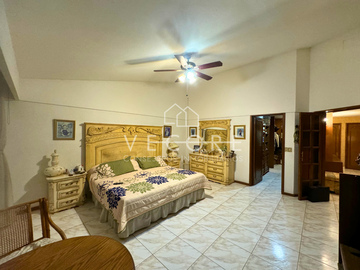 RESIDENCIA EN VENTA EN LAS CAÑADAS, ZAPOPAN