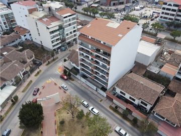 VENDO DEPARTAMENTO 143 M2 URB. SANTA MONICA WANCHAQ CUSCO PERU