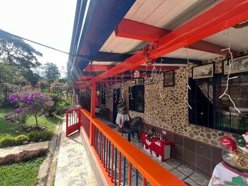 FINCA EN VENTA UBICADA EN LA CEJA SECTOR EL YARUMO