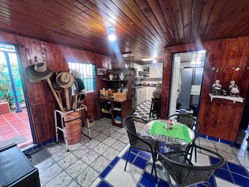 FINCA EN VENTA UBICADA EN LA CEJA SECTOR EL YARUMO