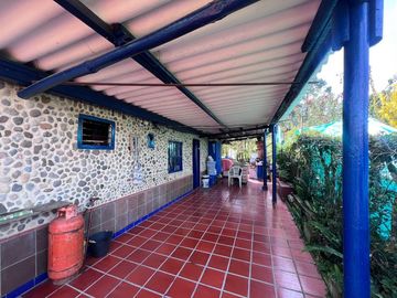 FINCA EN VENTA UBICADA EN LA CEJA SECTOR EL YARUMO