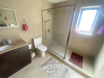 CASA EN VENTA CALLE PINTOR ARTURO GORDON