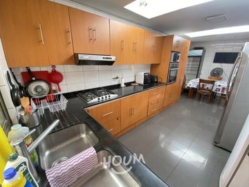 CASA EN VENTA CALLE PINTOR ARTURO GORDON