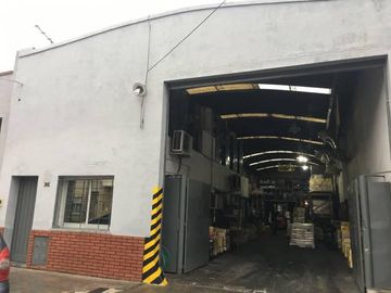 Excelente Deposito de 375m2 - Banfield