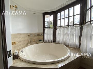 Casa en venta - Monte Grande