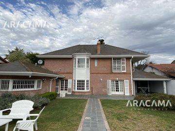 Casa en venta - Monte Grande