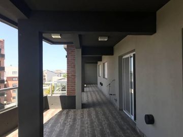 Departamento RETASADO, en VENTA, a estrenar, con 3 dormitorios y balcón terraza en Tigre Centro