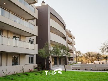Departamento de 2 dormitorios en Venta en El Collado Condominio Privado, Valle Escondio