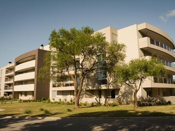 Departamento de 2 dormitorios en Venta en El Collado Condominio Privado, Valle Escondio