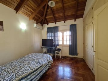 Barrio Urca - casa en venta 3/4 dormitorios - Córdoba