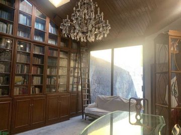 Hermosa casa en venta en Parques del Pedregal.