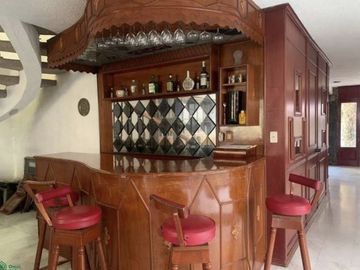 Hermosa casa en venta en Parques del Pedregal.