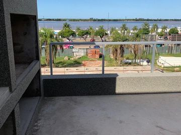 Departamento 3 dormitorios Vista al Rio en Barranca del Buen Aire complejo premium en la florida