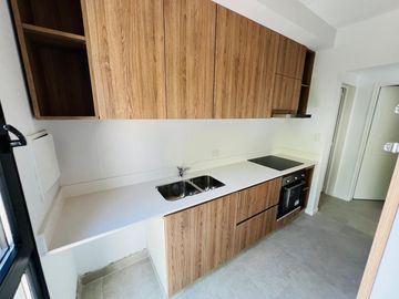 Departamento de 2 ambientes CON DETALLES DE CATEGORÍA en venta, en San Isidro.