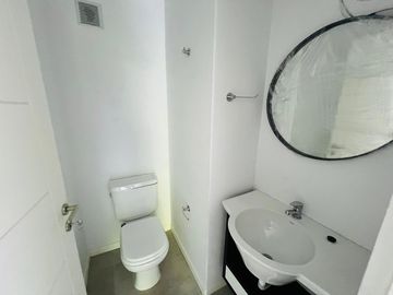 Departamento de 2 ambientes CON DETALLES DE CATEGORÍA en venta, en San Isidro.